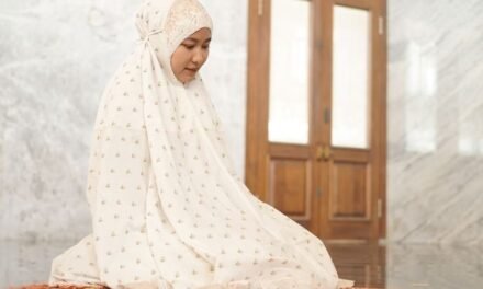 Darood Tanjeena to Remove Husband’s Bad Luck